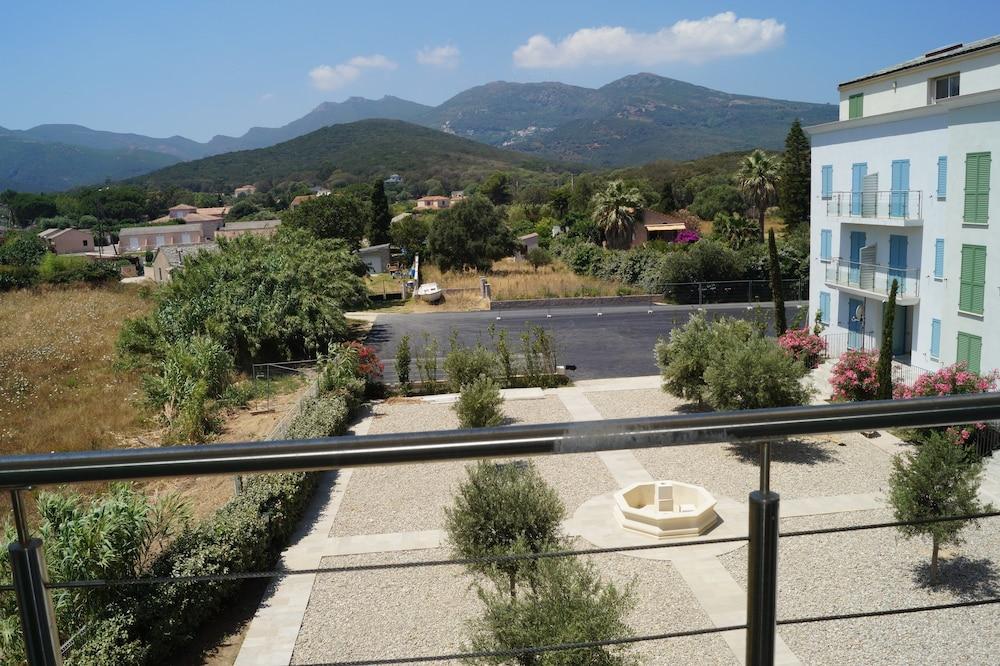 Residence Villa Tyrrenia Macinaggio  Bagian luar foto